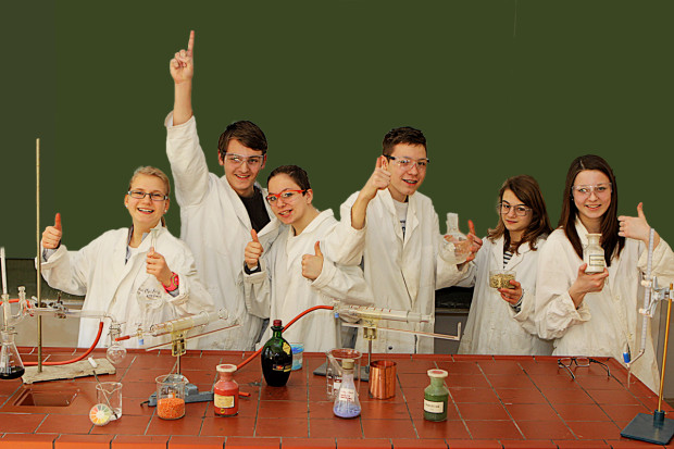 Naturwissenschaftliches Praktikum Naturwissenschaftliches Praktikum