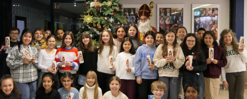 Besuch des Nikolaus in den fünften Klassen